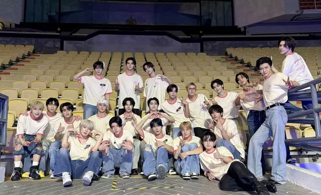 Ten會繼續NCT與WayV的組合活動。NCT官方圖片