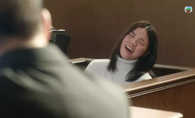 呢幕又喊又笑、哭笑不得嘅演繹，相當Impressive。