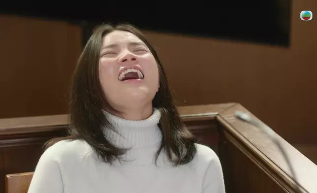 呢幕又喊又笑、哭笑不得嘅演繹，相當Impressive。