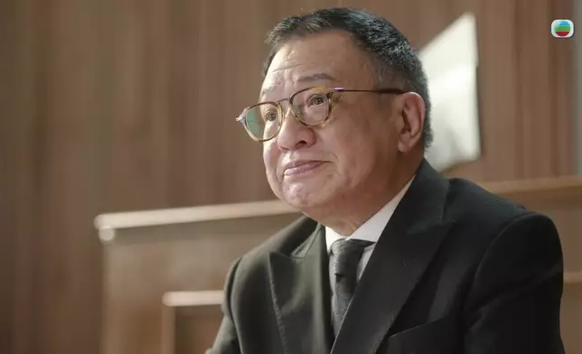 許紹雄嘅判詞，情理兼備、發人深省，加上Benz哥頂級嘅演技，極有感染力。