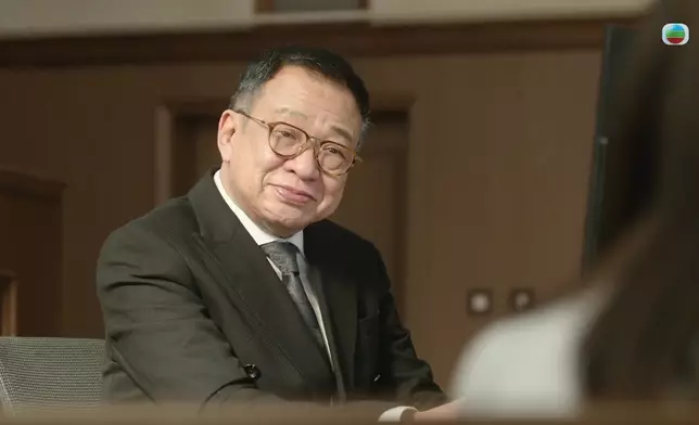 Benz哥喺呢幕戲絕對係神助攻。