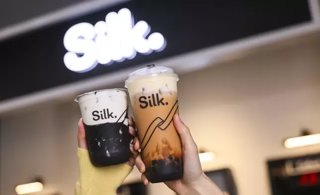 新加入商戶本地大熱茶飲店Silk。