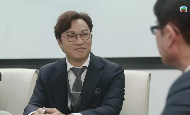 阿譚嘅角色討好之餘，再加上佢「鬆馳感」十足嘅演繹，難怪角色咁入屋。