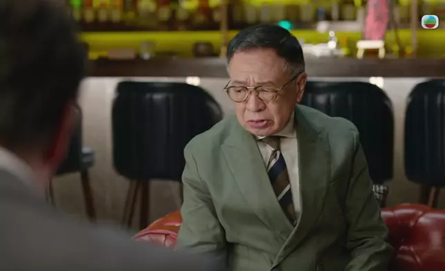 呢場酒吧Man’s Talk，阿譚同許紹雄嘅互動又係一絕。