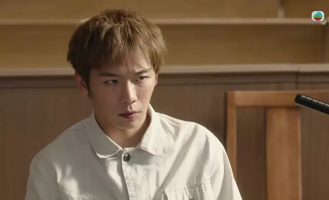 因為唔高興被薏冰出庭指證，Eden呢場戲加咗嬲怒落去。