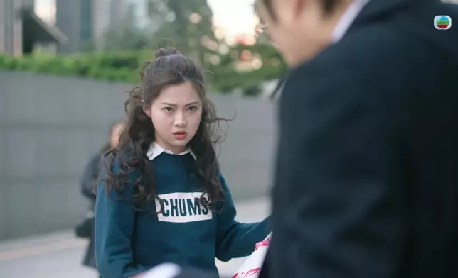 妙妙嬲爆鼓起泡腮＋眼超超反獲讚可愛？