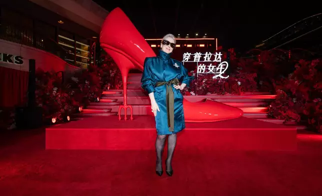 梅麗史翠普自爆挑戰64小時試妝極限。