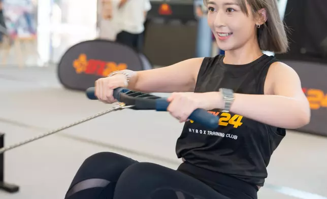 李君妍則笑言賽事節奏極快，考驗體能與意志。