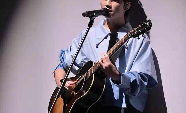 呂允擔任暖場嘉賓。