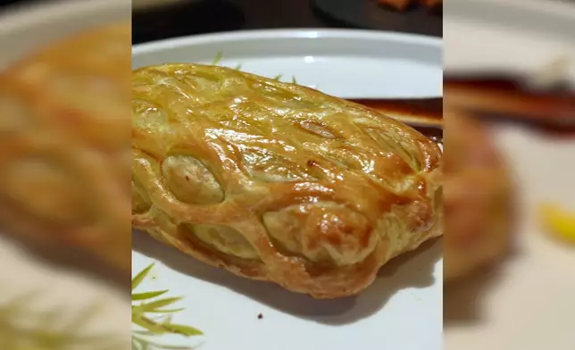 首集試食咗三間「熱議/爭議」食店。