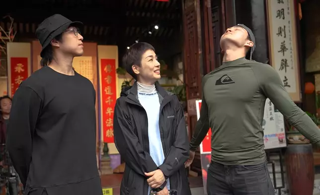 周嘉洛仲要起飛咁嘅款。