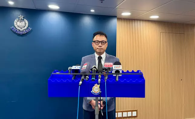 張晉堂向傳媒簡報案情。