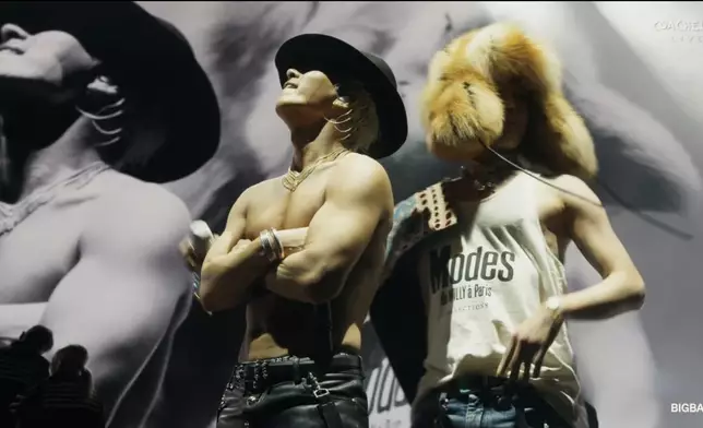 太陽與GD演唱了《GOOD BOY》。網上圖片