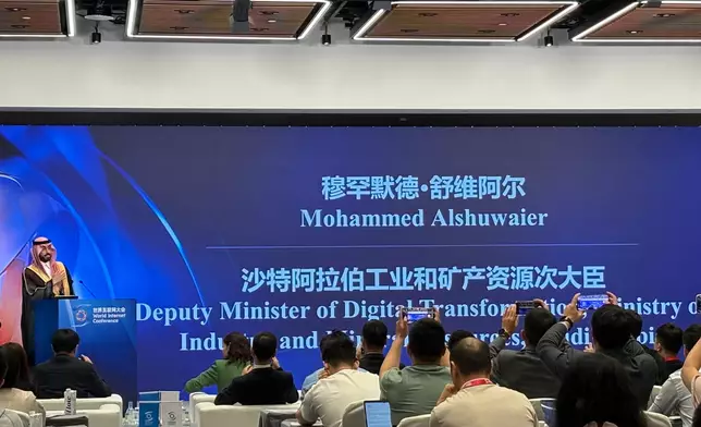 沙特阿拉伯工業和礦產資源次大臣穆罕默德·舒維阿爾。巴士的報記者攝