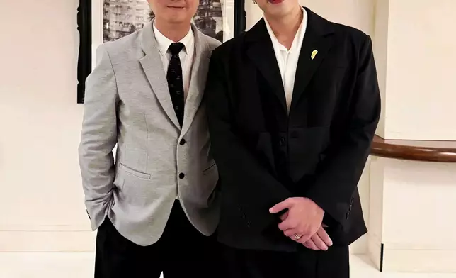 German近日低調回港，被發現與著名時裝設計師何國鉦會面，並在私人宴會上獻唱。