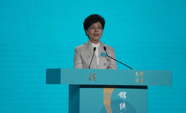 江蘇省委常委、省委宣傳部部長徐纓。巴士的報記者攝