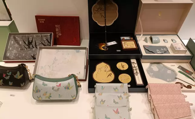 巴士的報記者攝