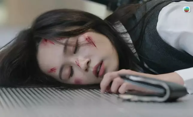 超怡一出場就追逐戲令人印象深刻。