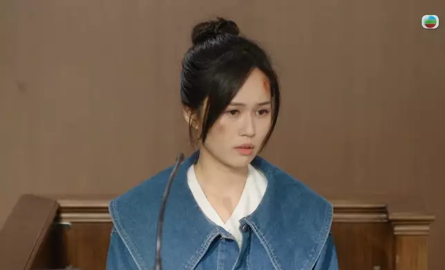 超怡微表情做到足。