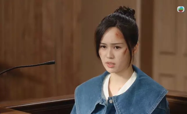 超怡微表情做到足。