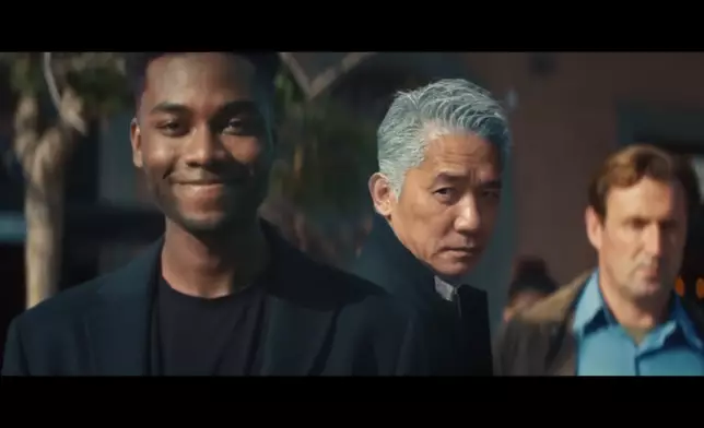 梁朝偉提到兩年前出演NewJeans MV時並沒有收取片酬。MV截圖