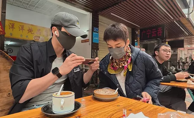 呢啲老字號腸粉店啲嘢食望落係OK嘅。