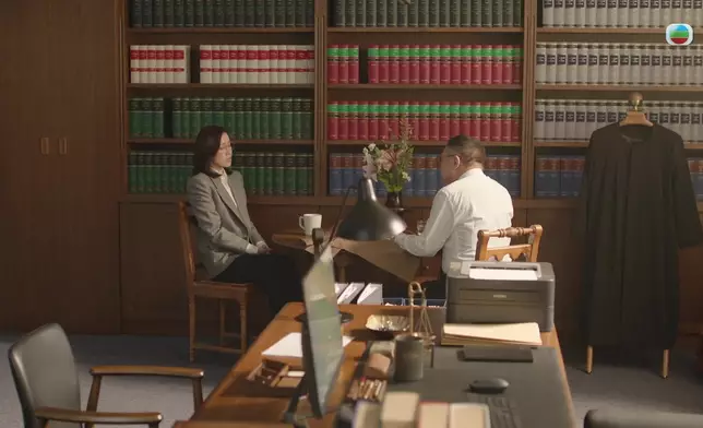 阿佘開解許紹雄，許紹雄才道出為何不信任兒子的原因。