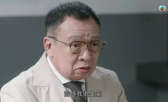 因為佢本身係硬繃繃、不擅辭令嘅人，所以佢嘅開場白都有啲硬繃繃，同時亦都表達咗洪官要開始呢段說話需要好大勇氣。