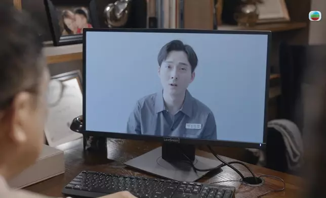 洪官一家三口嘅場口，康華嘅完美演繹亦令成件事更好睇。