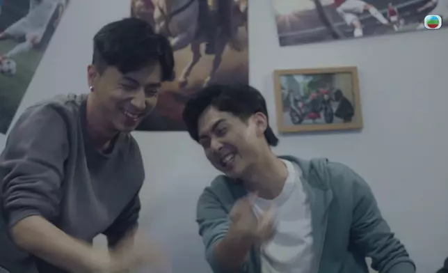 佢哋嘅互動亦都好有愛。