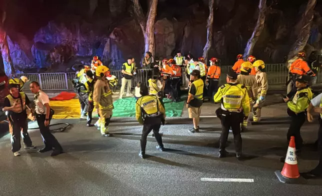 傷者在路上接受治療。徐曉杰FB