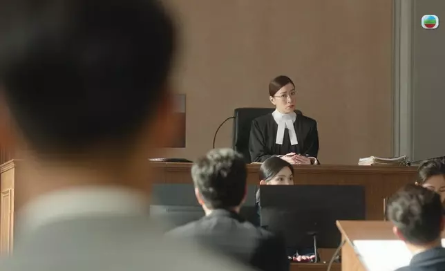 佢同阿佘VS Round 1。