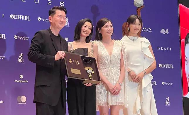 最佳衣着獎 - 衞詩雅。巴士的報記者攝