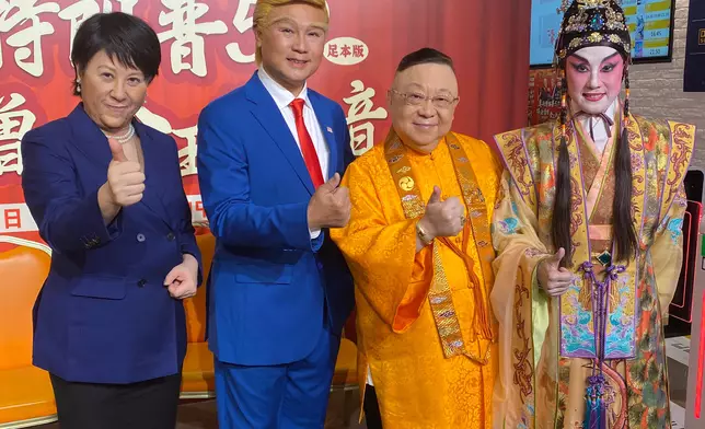 由李居明大師策劃的 「新光當代戲劇節」 假新光黃埔大堂舉行記者招待會，公佈兩階段演出詳情。