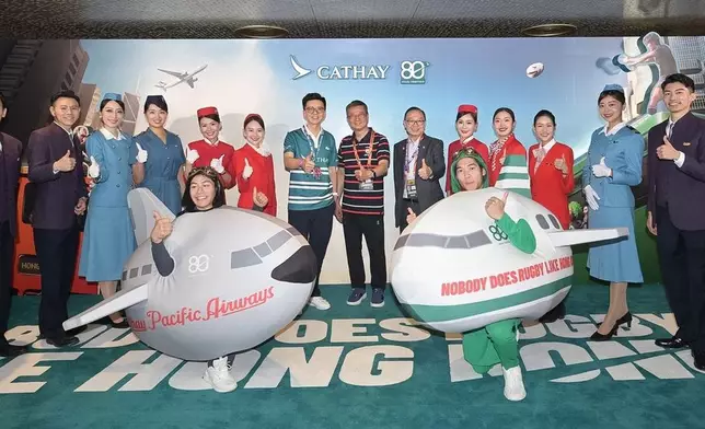 財政司司長陳茂波19日親臨香港國際七人欖球賽現場觀賽。陳茂波FB圖片