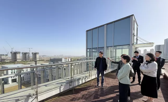 蔡若蓮 Christine Choi FB