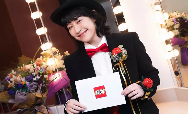 「LEGO®PLAYMAKER」代表、DJ黃正宜（阿正）日前驚喜現身《第44屆香港電影金像獎》後台。