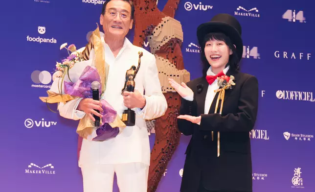 阿正更笑言：「說不定有導演看到我的喜感，繼而邀請我做女主角進軍影壇。」