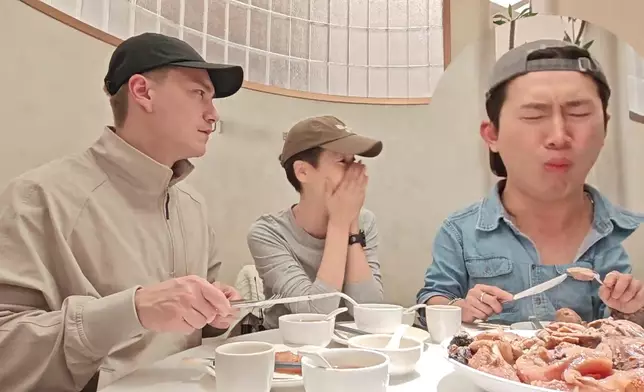 美儀姐與朱仔食淡定品嘗牛鞭及牛睪丸，GM則食到想嘔兼流眼淚。