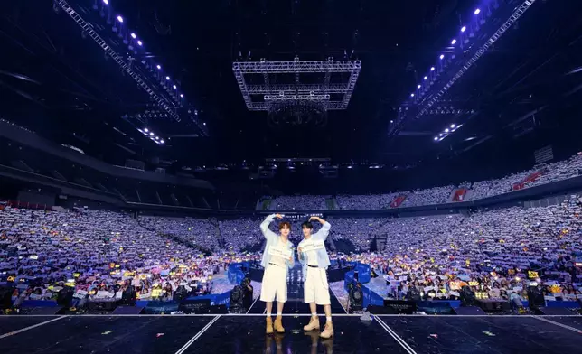 DxS [SERENADE] ON STAGE 過去周末在首爾開展