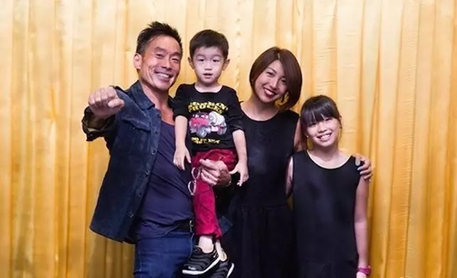 早前自爆同結婚20年的前妻鮑愛玲婚變