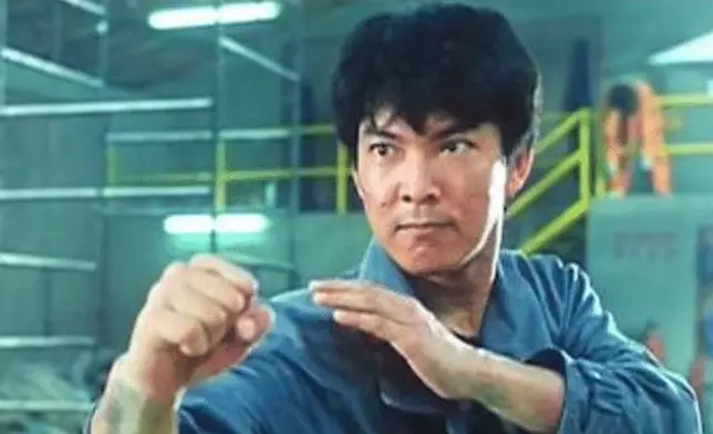 動作巨星元彪自70年代起憑《A計劃》、《東方禿鷹》及《五福星》系列走紅