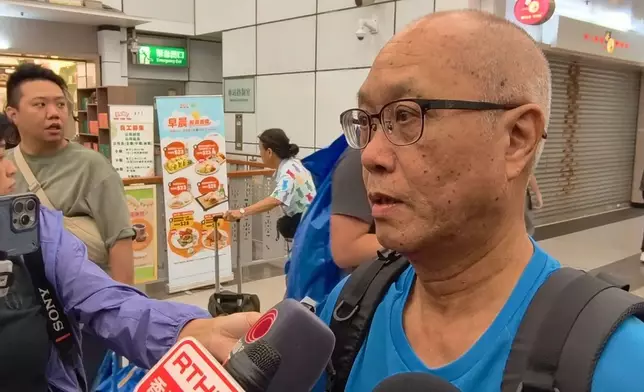 葉先生希望可以再安排多次上樓。巴士的報記者攝