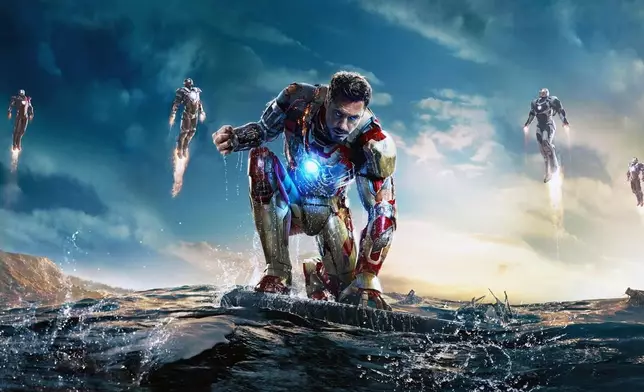 網民笑稱：「起緊方舟反應爐for住港供電」。網上圖片