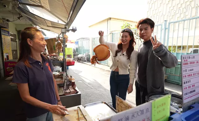 首站試食超大魚蛋及滷水大墨魚。