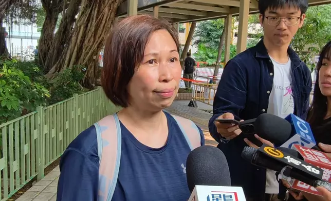 顏小姐。巴士的報記者攝