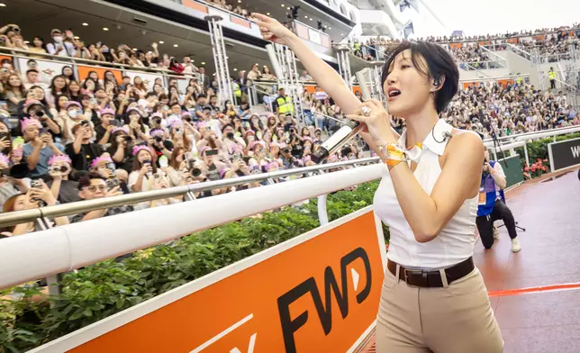 華莎精彩表演為盛事揭開華麗的序幕。