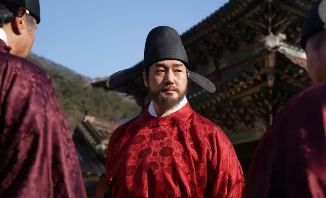 劉智泰飾權傾朝野的大臣韓明澮。