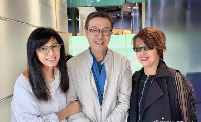 劉松仁微博圖片