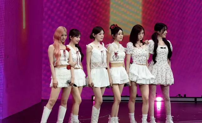 年度表現力海外團體 - STAYC